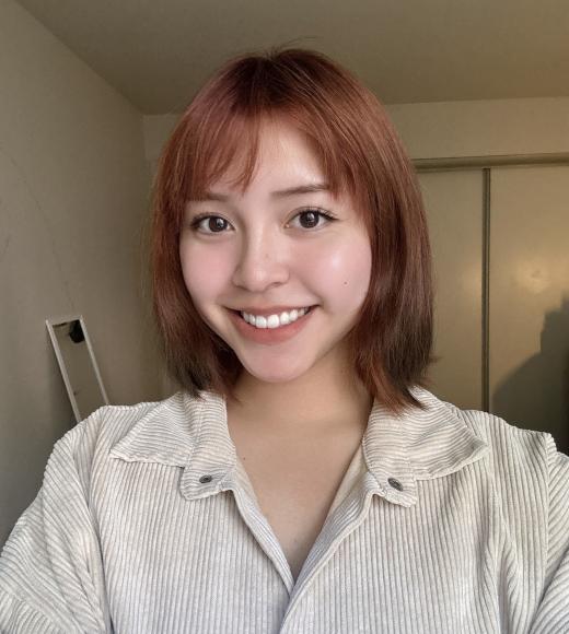 Headshot of Emily Vo smiling